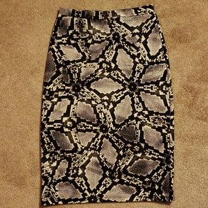 Snake skin print skirt